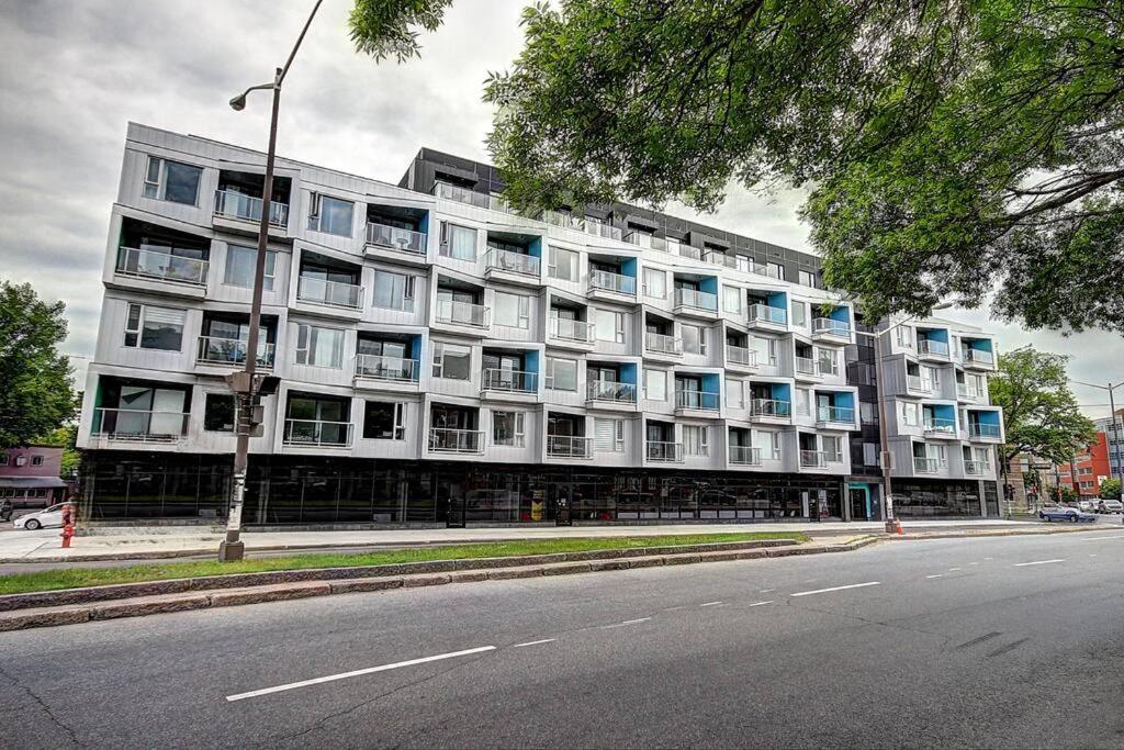 New 2-bedroom condo 4 beds FREE PARKING, GYM Quebeque Exterior foto